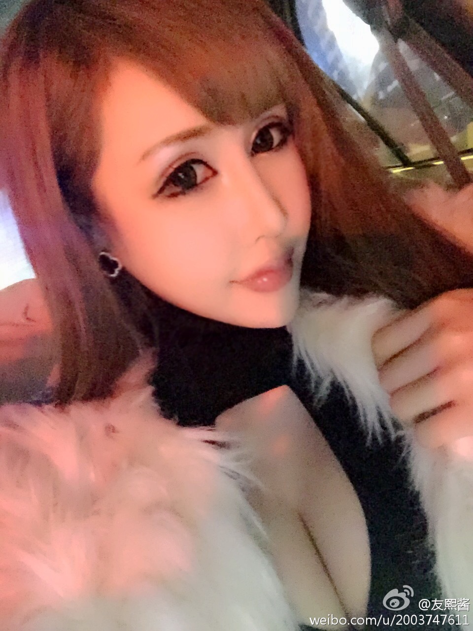 G罩美胸 火爆的辣子 友熙酱 微博自拍破解私密图片 3